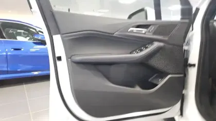 Photo 26 BMW Serie 2 Active Tourer 225e xDrive 245 ch DKG7