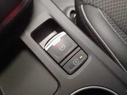 Photo 87 Renault Arkana  E-Tech hybride 145 - 22