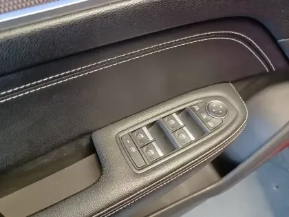 Photo 60 Renault Arkana  E-Tech hybride 145 - 22