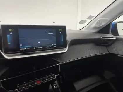 Photo 27 Peugeot 208  Electrique 50 kWh 136ch