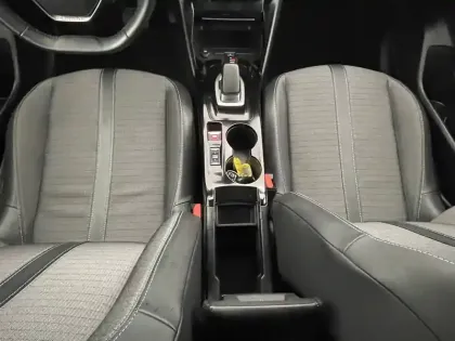 Photo 24 Peugeot 208  Electrique 50 kWh 136ch