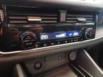 Photo 93 Nissan Qashqai  e-Power 190 ch