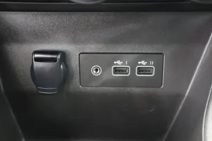 Photo 17 Renault Clio  TCe 90