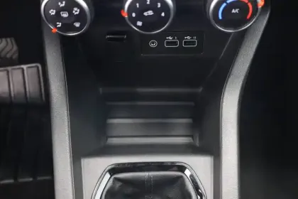 Photo 11 Renault Clio  TCe 90