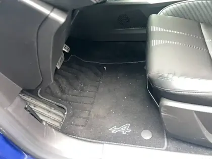 Photo 26 Renault Clio  E-Tech full hybrid 160 ch