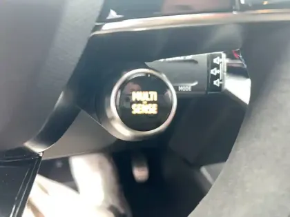 Photo 33 Renault Clio  E-Tech full hybrid 160 ch