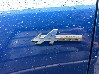 Photo 68 Renault Clio  E-Tech full hybrid 160 ch