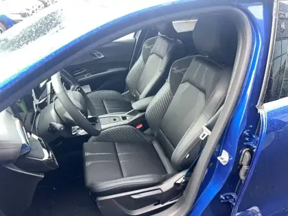 Photo 9 Renault Clio  E-Tech full hybrid 160 ch