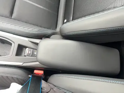 Photo 40 Renault Clio  E-Tech full hybrid 160 ch