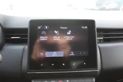 Photo 21 Renault Clio  SOCIETE E-TECH 140 - 21N