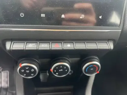 Photo 28 Renault Clio  SOCIETE TCE 90