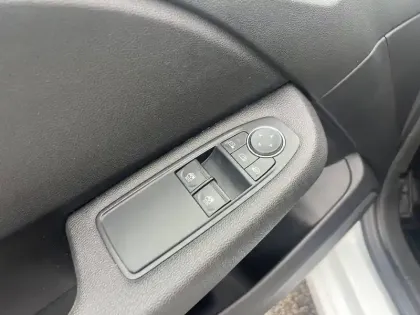 Photo 31 Renault Clio  SOCIETE TCE 90