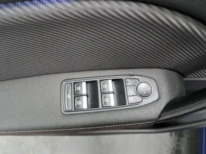 Photo 26 Renault Captur  E-Tech 145 - 21B