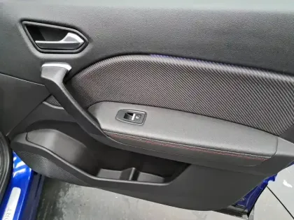 Photo 23 Renault Captur  E-Tech 145 - 21B