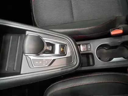 Photo 32 Renault Captur  E-Tech 145 - 21B