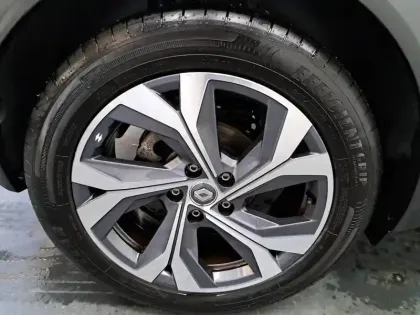 Photo 13 Renault Captur  E-Tech 145 - 21B