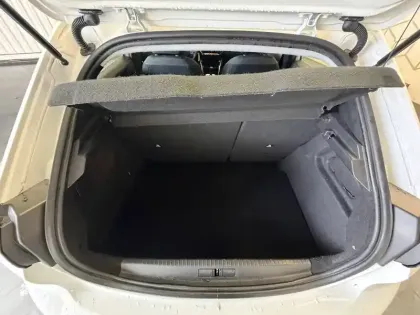 Photo 63 Peugeot 208  PureTech 100 S&S BVM6