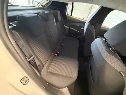 Photo 68 Peugeot 208  PureTech 100 S&S BVM6