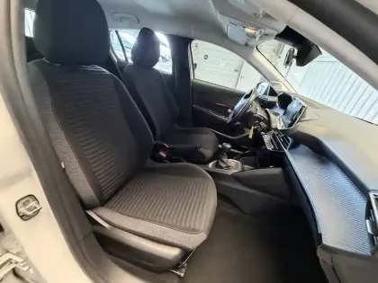 Photo 54 Peugeot 208  PureTech 100 S&S BVM6