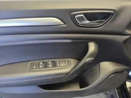 Photo 16 Renault Megane  IV Berline TCe 140 EDC