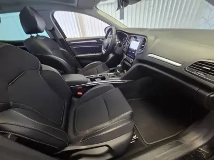 Photo 9 Renault Megane  IV Berline TCe 140 EDC