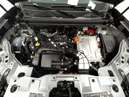 Photo 23 Dacia Duster  Hybrid 155