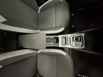 Photo 52 Dacia Duster  Hybrid 155