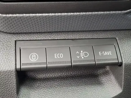 Photo 97 Dacia Duster  Hybrid 155