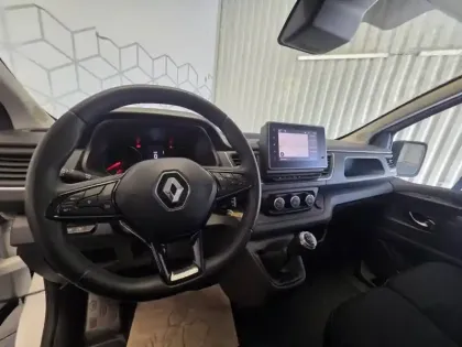 Photo 33 Renault Trafic Gén. III (F82) Ph3 Grand Confort 4