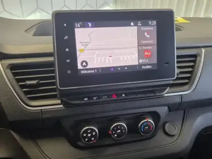 Photo 29 Renault Trafic Gén. III (F82) Ph3 Grand Confort 4