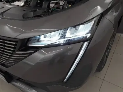 Photo 15 Peugeot 308  SW PHEV 180 e-EAT8