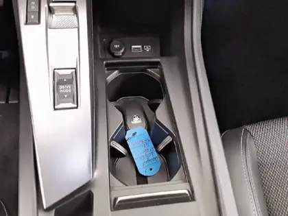 Photo 19 Peugeot 308  SW PHEV 180 e-EAT8