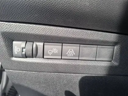 Photo 29 Opel Frontera  1.2 Turbo Hybrid 145 ch e-DCT6