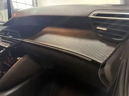 Photo 81 Peugeot 208  PureTech 100 S&S BVM6