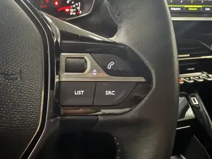 Photo 25 Peugeot 208  PureTech 100 S&S BVM6