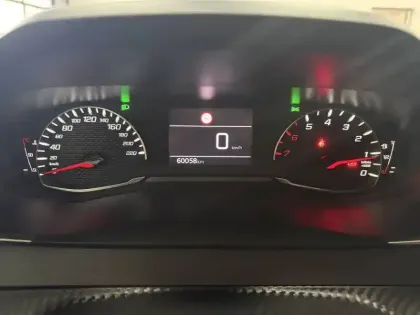 Photo 21 Peugeot 208  PureTech 100 S&S BVM6