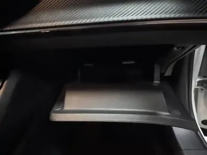 Photo 17 Peugeot 2008  PureTech 100 S&S BVM6