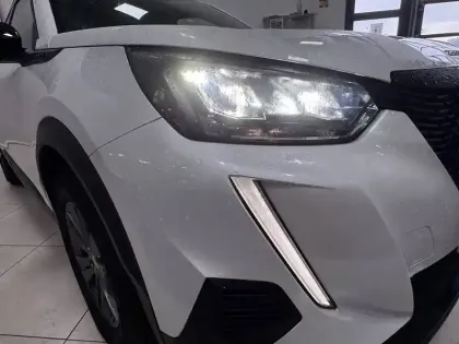 Photo 19 Peugeot 2008  PureTech 100 S&S BVM6