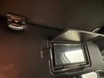 Photo 30 Peugeot 2008  PureTech 100 S&S BVM6