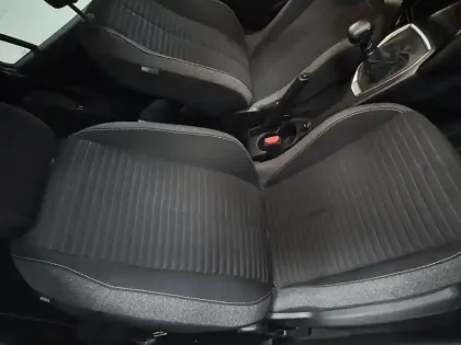 Photo 15 Peugeot 2008  PureTech 100 S&S BVM6