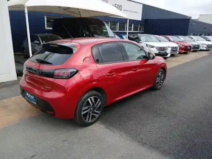 Photo 25 Peugeot 208 Gén. II Ph1 NG Roadtrip 5