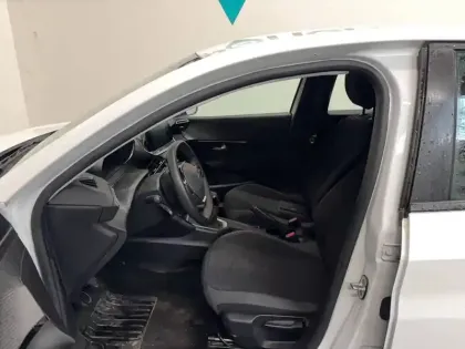 Photo 8 Peugeot 208  PURETECH 75 S&S BVM5