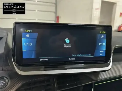 Photo 25 Peugeot 2008  Electrique 136 ch