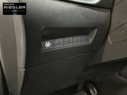 Photo 17 Peugeot 2008  Electrique 136 ch