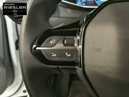 Photo 19 Peugeot 2008  Electrique 136 ch