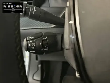 Photo 18 Peugeot 2008  Electrique 136 ch