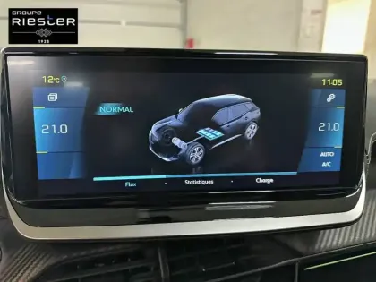 Photo 27 Peugeot 2008  Electrique 136 ch