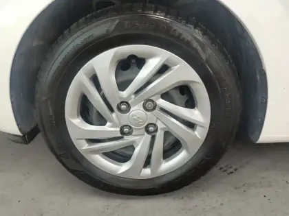 Photo 8 Hyundai I10  1.0 67 ECO