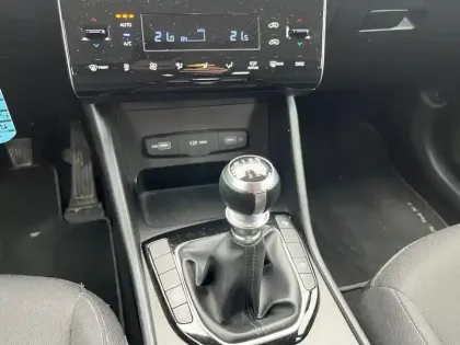 Photo 12 Hyundai Tucson  1.6 T-GDI 150 Hybrid 48V iBVM