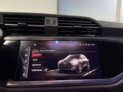 Photo 28 Audi Q3  45 TFSIe 245 ch S tronic 6